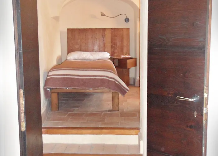 Eremo Celestiniano Madonna Dell'altare - *